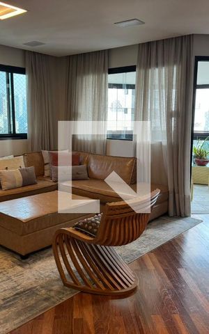 Apartamento à venda com 288m², 4 quartos e 3 vagas Apartamento à venda com 288m², 4 quartos e 3 vagasSala