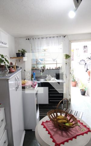 Casa à venda com 145m², 2 quartos e 2 vagasCozinha 2