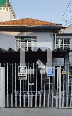 Casa à venda com 145m², 2 quartos e 2 vagasFachada Com PLACA