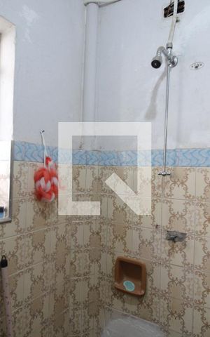 Casa à venda com 145m², 2 quartos e 2 vagasBanheiro 1