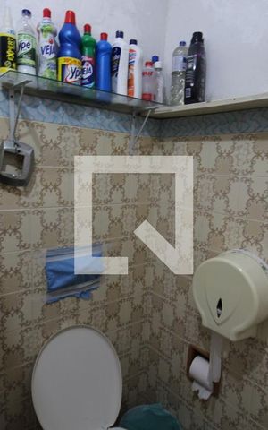 Casa à venda com 145m², 2 quartos e 2 vagasBanheiro 1