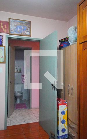 Casa à venda com 270m², 4 quartos e 4 vagas Casa à venda com 270m², 4 quartos e 4 vagasSuíte