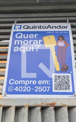 Casa à venda com 134m², 2 quartos e 2 vagas Casa à venda com 134m², 2 quartos e 2 vagasPlaquinha