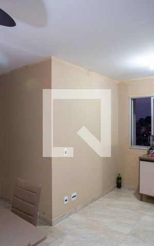 Apartamento à venda com 44m², 2 quartos e 1 vaga Apartamento à venda com 44m², 2 quartos e 1 vagaSala
