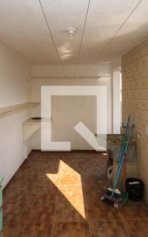 Casa para alugar com 135m², 2 quartos e sem vaga Casa para alugar com 135m², 2 quartos e sem vagaÁrea de Serviço