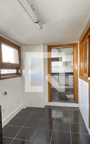 Apartamento para alugar com 82m², 3 quartos e sem vagaÁrea de Serviço
