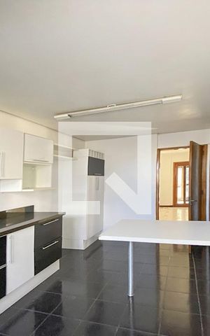 Apartamento para alugar com 82m², 3 quartos e sem vagaCozinha