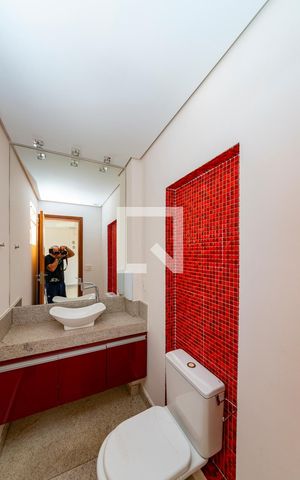 Apartamento para alugar com 216m², 4 quartos e 3 vagas Apartamento para alugar com 216m², 4 quartos e 3 vagasLavabo