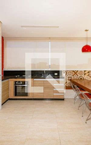 Apartamento para alugar com 216m², 4 quartos e 3 vagas Apartamento para alugar com 216m², 4 quartos e 3 vagasVaranda gourmet