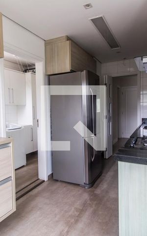 Apartamento para alugar com 110m², 3 quartos e 2 vagas Apartamento para alugar com 110m², 3 quartos e 2 vagasCozinha