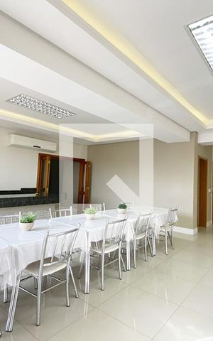 Apartamento para alugar com 82m², 2 quartos e sem vagaÁrea comum