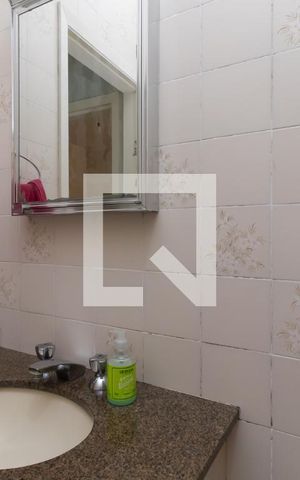 Casa à venda com 150m², 3 quartos e 2 vagasBanheiro