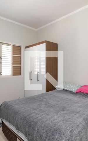 Casa à venda com 150m², 3 quartos e 2 vagasSuíte