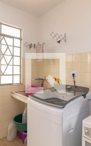 Casa à venda com 150m², 3 quartos e 2 vagasÁrea de Serviço