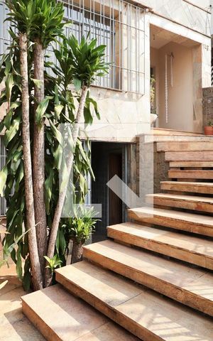 Casa para alugar com 380m², 3 quartos e 4 vagasFachada