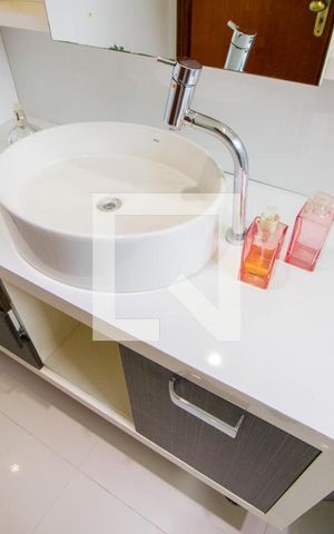 Apartamento à venda com 168m², 2 quartos e 3 vagas Apartamento à venda com 168m², 2 quartos e 3 vagasBanheiro do quarto 1