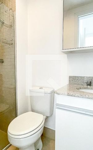 Apartamento à venda com 39m², 1 quarto e 1 vaga Apartamento à venda com 39m², 1 quarto e 1 vagaBanheiro da Suíte