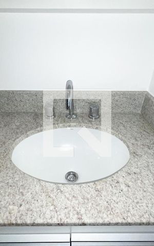 Apartamento à venda com 39m², 1 quarto e 1 vaga Apartamento à venda com 39m², 1 quarto e 1 vagaBanheiro da Suíte