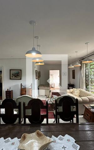 Casa à venda com 300m², 2 quartos e 1 vagaSala de Jantar