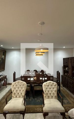 Casa à venda com 300m², 2 quartos e 1 vagaSala de Jantar