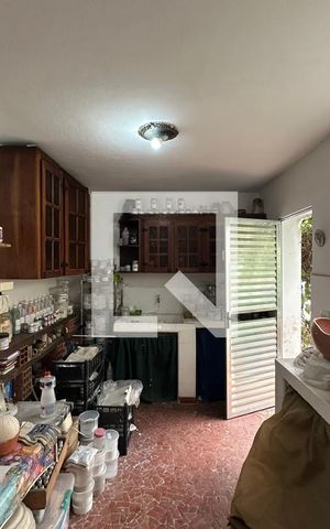 Casa à venda com 300m², 2 quartos e 1 vagaSala/Cozinha Edicula