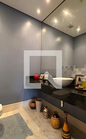 Casa à venda com 300m², 2 quartos e 1 vagaLavabo