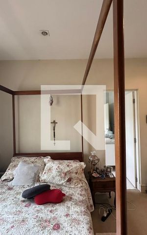Casa à venda com 300m², 2 quartos e 1 vagaSuíte 2