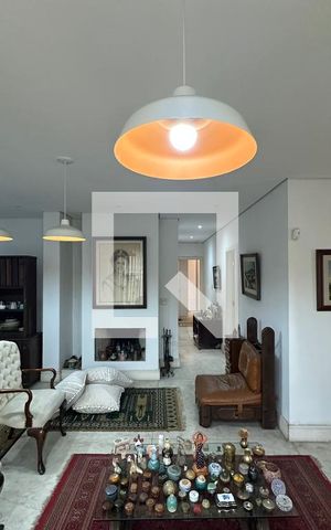 Casa à venda com 300m², 2 quartos e 1 vagaSala de Estar