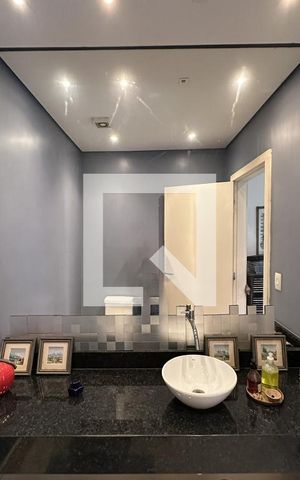Casa à venda com 300m², 2 quartos e 1 vagaLavabo