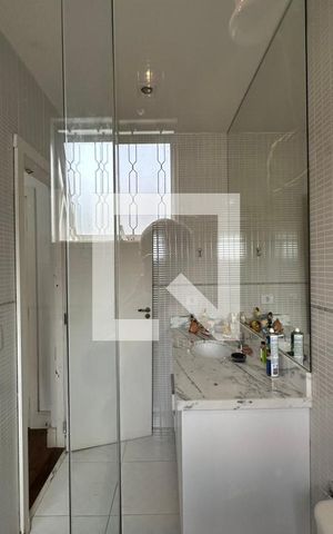 Casa à venda com 300m², 2 quartos e 1 vagaBanheiro da Suíte 1