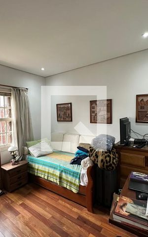 Casa à venda com 300m², 2 quartos e 1 vagaSuíte 1