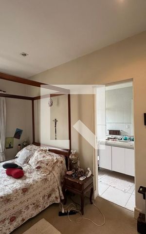 Casa à venda com 300m², 2 quartos e 1 vagaSuíte 2