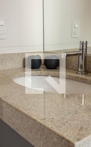 Apartamento para alugar com 57m², 2 quartos e 2 vagas Apartamento para alugar com 57m², 2 quartos e 2 vagasBanheiro