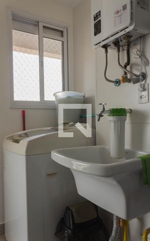 Apartamento para alugar com 57m², 2 quartos e 2 vagas Apartamento para alugar com 57m², 2 quartos e 2 vagasÁrea de Serviço