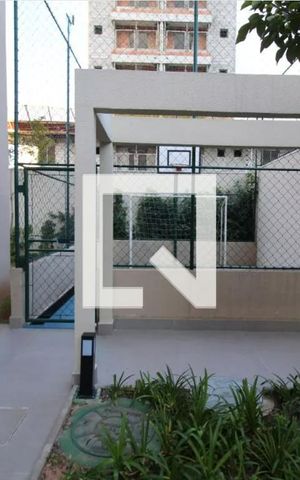 Apartamento à venda com 35m², 2 quartos e sem vagaÁrea comum