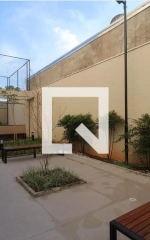 Apartamento à venda com 35m², 2 quartos e sem vagaÁrea comum