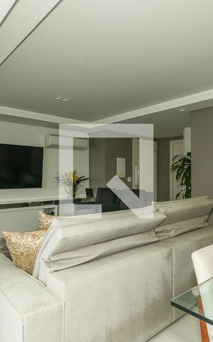 Apartamento à venda com 105m², 2 quartos e 1 vaga Apartamento à venda com 105m², 2 quartos e 1 vagaSala