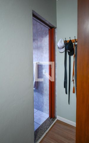 Casa à venda com 216m², 3 quartos e 2 vagas Casa à venda com 216m², 3 quartos e 2 vagasQuarto 1