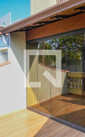 Casa à venda com 216m², 3 quartos e 2 vagas Casa à venda com 216m², 3 quartos e 2 vagasVaranda Sala