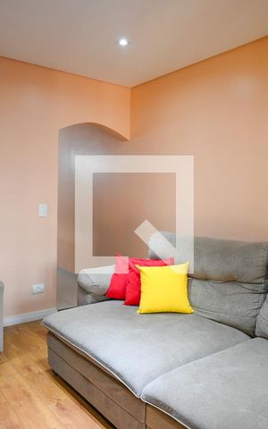 Casa à venda com 216m², 3 quartos e 2 vagas Casa à venda com 216m², 3 quartos e 2 vagasSala