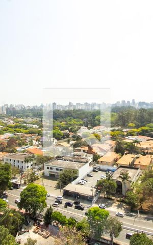 Apartamento para alugar com 300m², 4 quartos e 4 vagasVista
