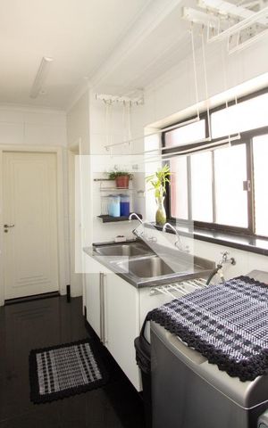 Apartamento para alugar com 300m², 4 quartos e 4 vagasÁrea de Serviço