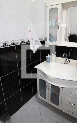 Apartamento à venda com 76m², 3 quartos e 2 vagasBanheiro