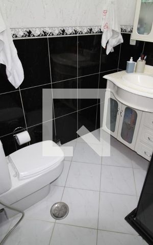 Apartamento à venda com 76m², 3 quartos e 2 vagasBanheiro
