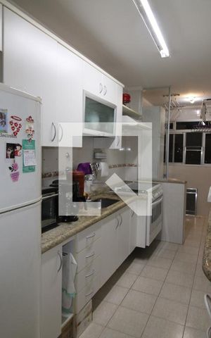 Apartamento à venda com 76m², 3 quartos e 2 vagasCozinha