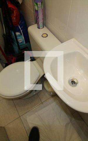 Apartamento à venda com 76m², 3 quartos e 2 vagasÁrea de Serviço - Banheiro