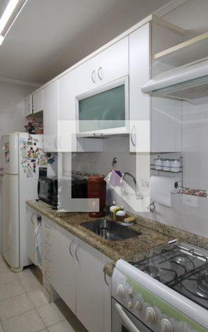 Apartamento à venda com 76m², 3 quartos e 2 vagasCozinha