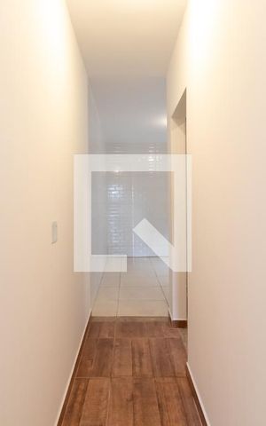 Casa à venda com 174m², 4 quartos e 2 vagasCozinha - Corredor