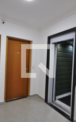 Apartamento para alugar com 46m², 1 quarto e 1 vagaElevador