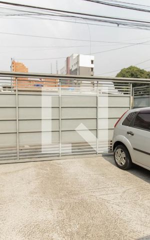 Casa para alugar com 48m², 2 quartos e 1 vagaGaragem